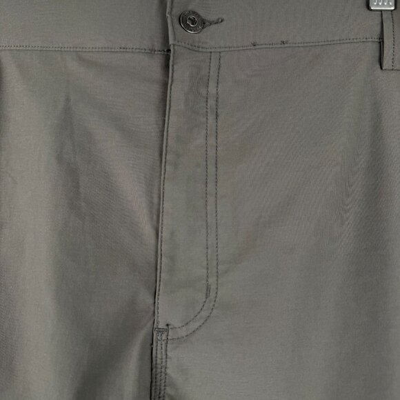 Duluth DuluthFlex Dry on the Fly Standard Fit 9" Shorts Mens Size 46 NWT SS-1874 - Picture 3 of 13